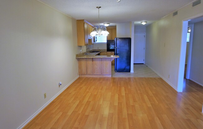 Fabulous landmark Downtown Austin property! Great downtown neighborhood!