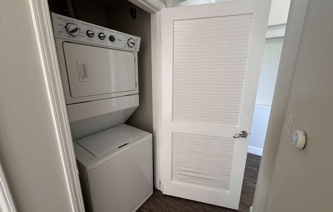 2 beds, 2 baths, 1,414 sqft, $3,820, Unit 514