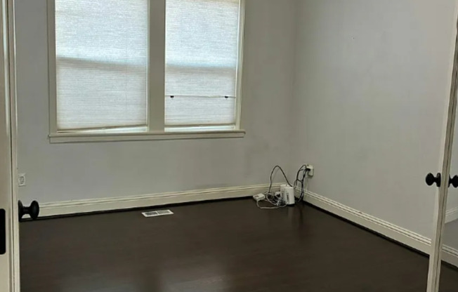 4 beds, 2.5 baths, $3,199