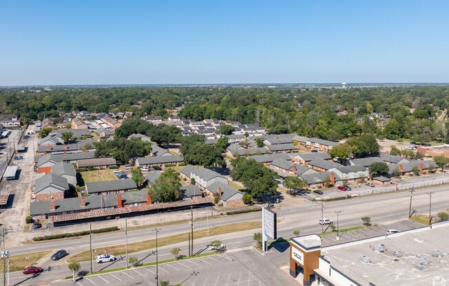 2 beds, 1.5 baths, 1,150 sqft, $1,175, Unit 233
