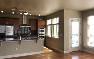 Incredible 5th Floor Condo ~ City Side Lofts