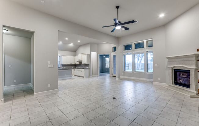 Open Concept 4/2.5 with Bonus Room