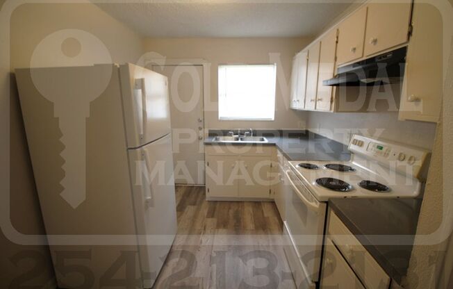 2 beds, 1 bath, $695