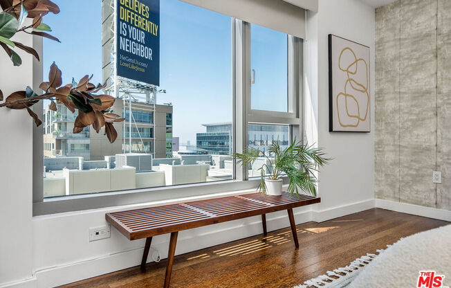 1 bed, 2 baths, 1,400 sqft, $5,500, Unit 10L