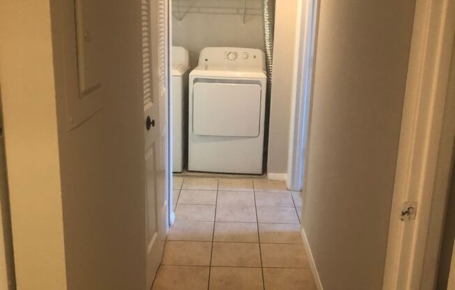 2 beds, 2 baths, 1,042 sqft, $1,249, Unit 5731B