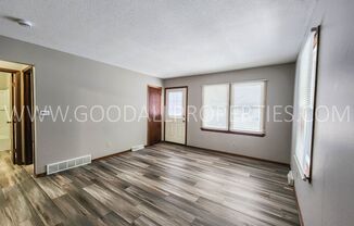 2 beds, 1 bath, $1,050