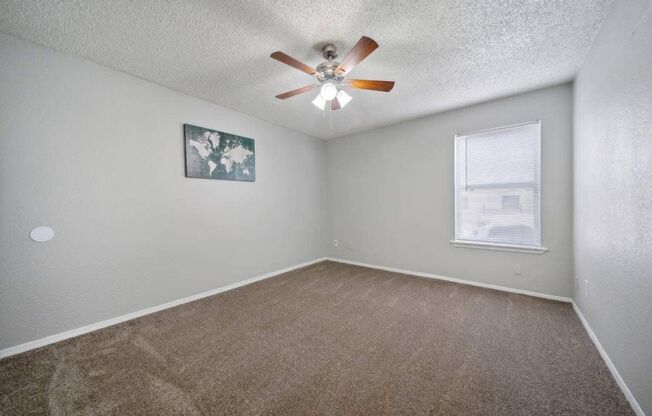 1 bed, 1 bath, 700 sqft, $779, Unit 60