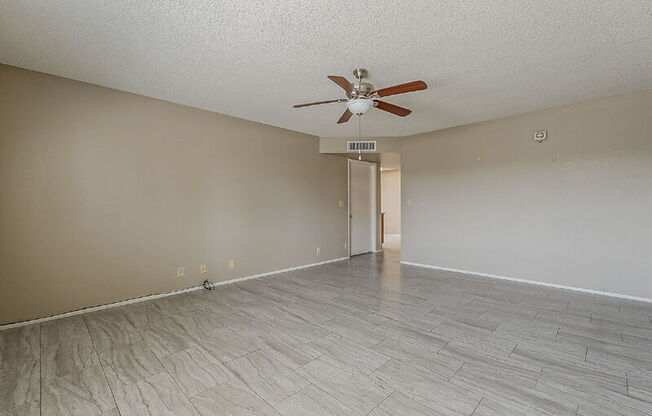 4328 E CAPRI AVE