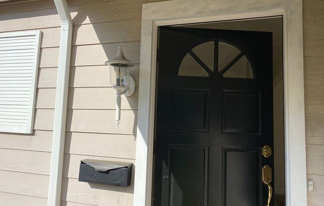 925 Maclay Drive
