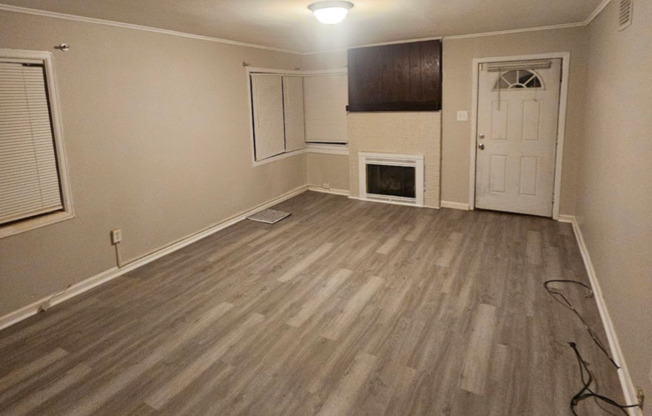 2 beds, 1 bath, $950