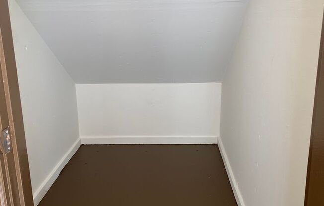 1 bed, 1 bath, $2,150, Unit E3