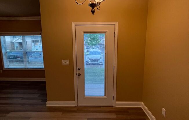 1 bed, 1 bath, 765 sqft, $795, Unit 04