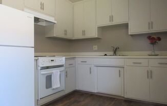 Camellia Manor Apartments