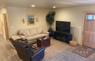 3 beds, 2 baths, $2,350