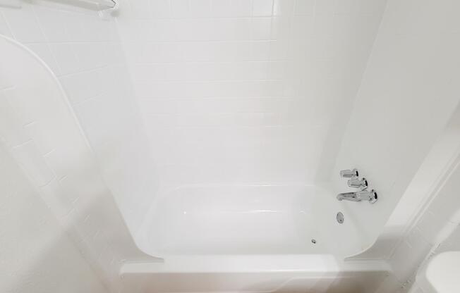 2 beds, 2 baths, 910 sqft, $1,109