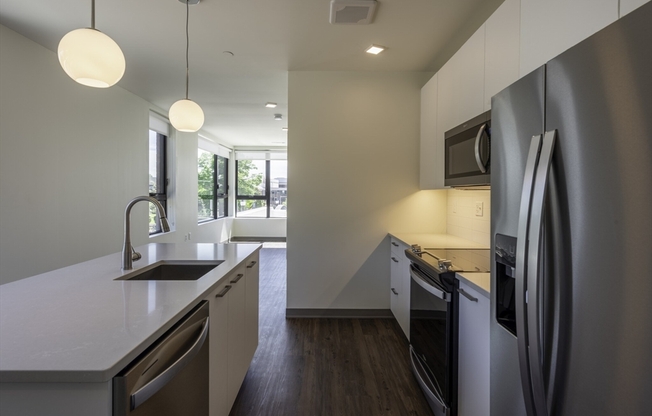 1 bed, 1 bath, 702 sqft, $3,100, Unit 301