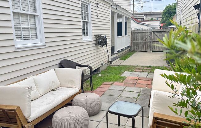 Available July 9th. FULLY FURNISHED 3 BR in the Heart of Downtown Charleston!
