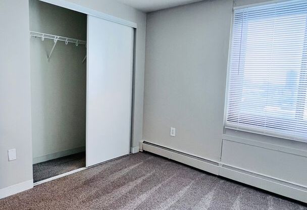 2 beds, 1 bath, 710 sqft, $1,450, Unit # 703