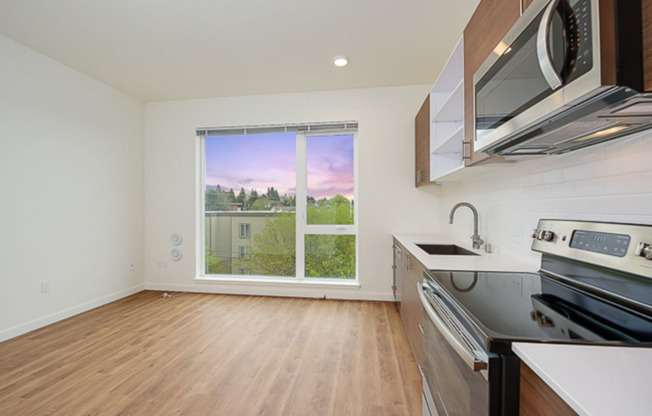 Studio, 1 bath, 513 sqft, $1,695, Unit G07
