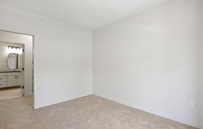 1 bed, 1 bath, 682 sqft, $1,365, Unit 204