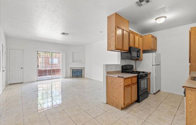 2 beds, 2 baths, 974 sqft, $1,200, Unit Unit 1122