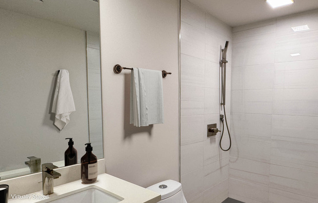 2 beds, 2 baths, 1,063 sqft, $2,955