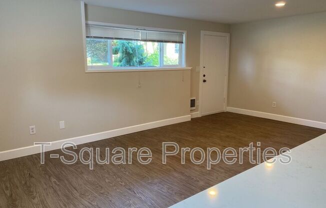 325 5th Ave S