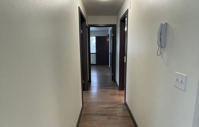 2 beds, 2 baths, $2,295, Unit 309