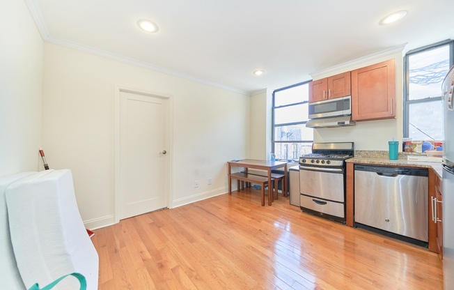 1590 AMSTERDAM AVE