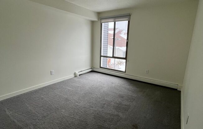 2 beds, 1.5 baths, 950 sqft, $1,545, Unit 224W