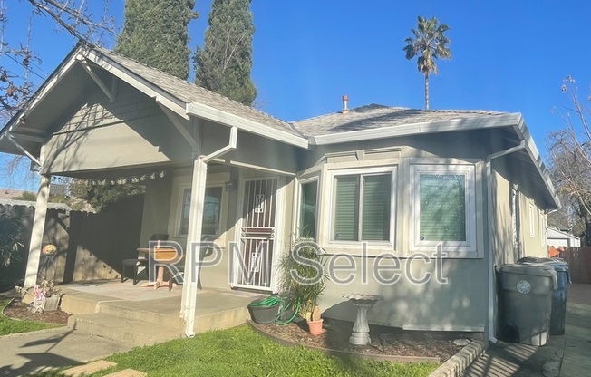 4079 4 AVE