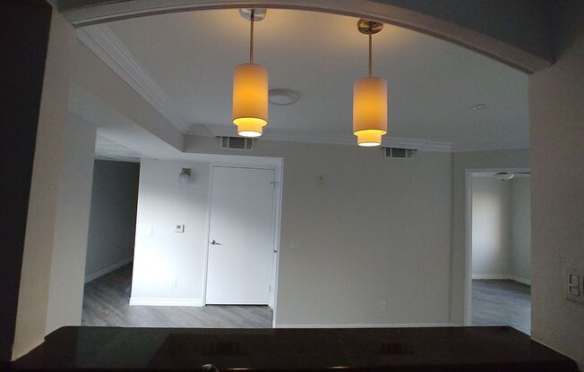 2 beds, 2 baths, 950 sqft, $2,850, Unit 320