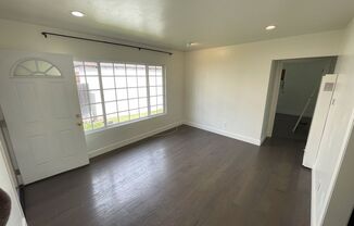 2 beds, 1 bath, $2,650