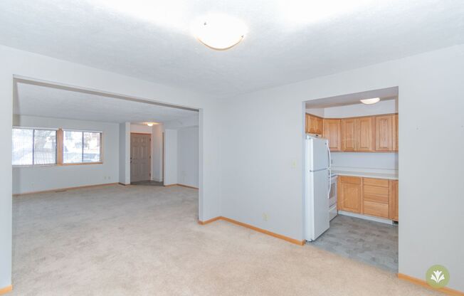 2 beds, 2.5 baths, 1,307 sqft, $1,870, Unit R-89