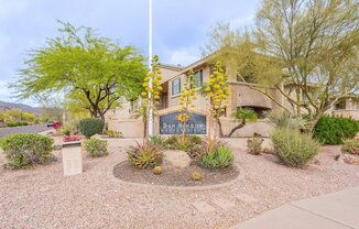 2 beds, 1 bath, 855 sqft, $1,500, Unit Apt 1053