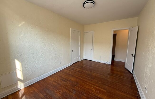 2 beds, 2 baths, 1,303 sqft, $2,200, Unit New King Edward  301