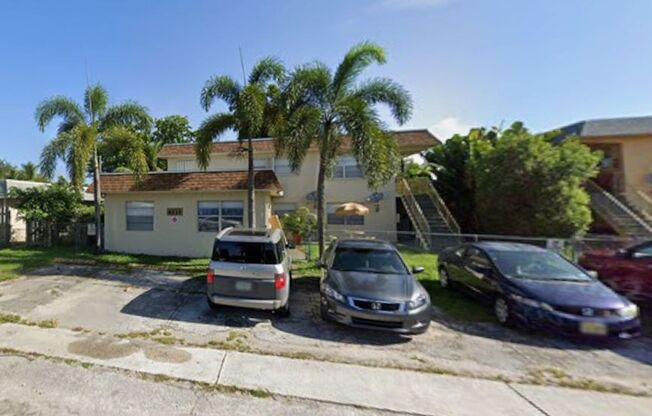622 NE 14th Ave Ft. Lauderdale, FL 33304