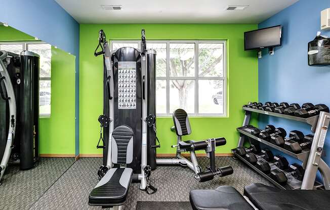 One- two- and three-bedroom apartment homes featuring amenities like three pools, fitness center, basketball court and much more at The Pointe in La Vista, NE