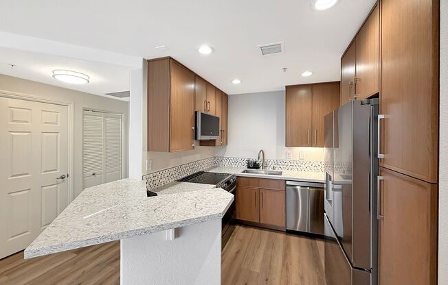 2BR/2BA with Dual Patios in Prime Downtown San Diego Location!