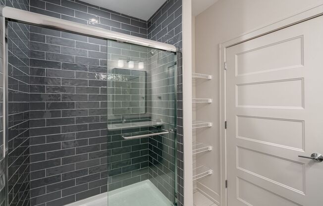 Studio, 1 bath, $1,315, Unit 1050 N 4th St. Apt. 207