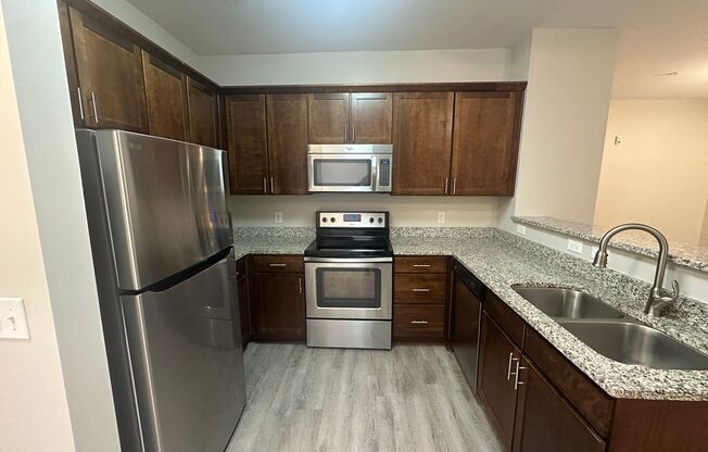 2 beds, 2 baths, 1,160 sqft, $1,850, Unit 48-102
