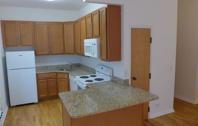 1 bed, 1 bath, 700 sqft, $1,895, Unit 10A