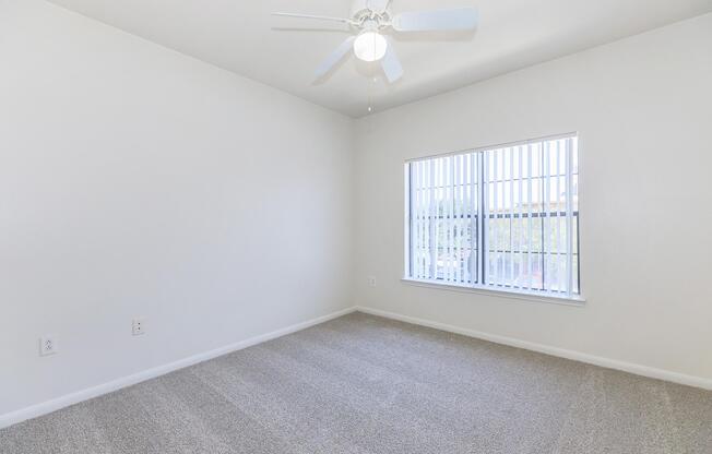 3 beds, 2 baths, 1,261 sqft, $1,495