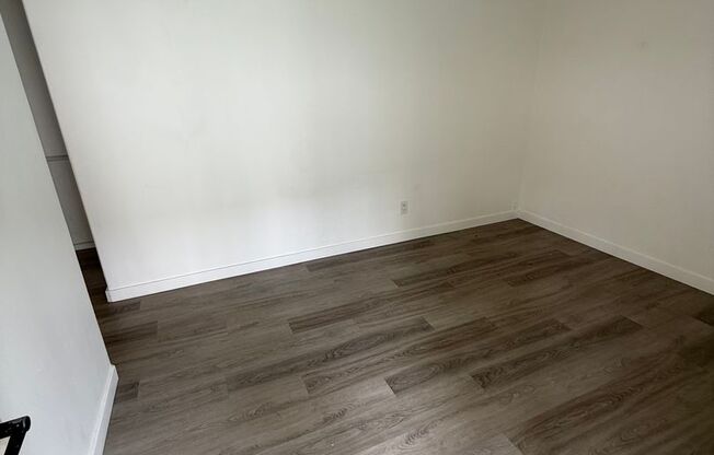 1 bed, 1 bath, 600 sqft, $2,275, Unit 9