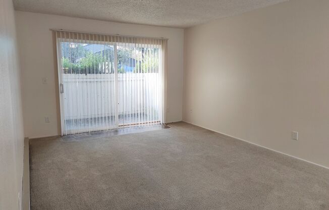 2 beds, 2 baths, 847 sqft, $1,675, Unit 3