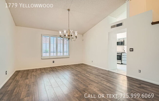 1779 YELLOWWOOD