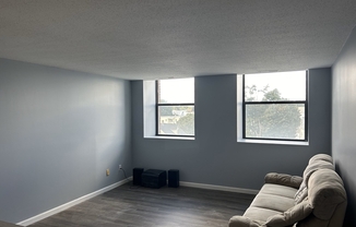 2 beds, 1 bath, 906 sqft, $2,000, Unit 410