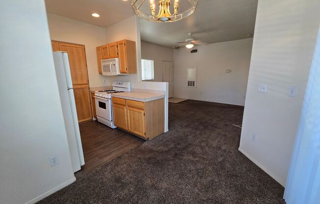 2 beds, 2 baths, $1,550, Unit # 103