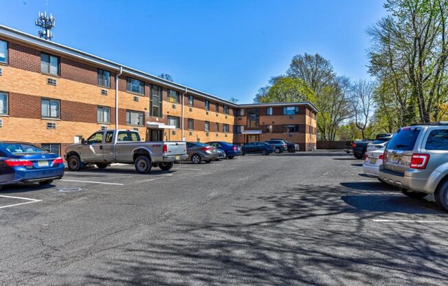 Oak Terrace Apartments