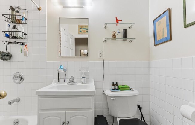 138 W 136 ST